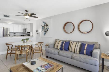 The Oyster By Brightwild-Beachfront Condo Destin Exteriér fotografie